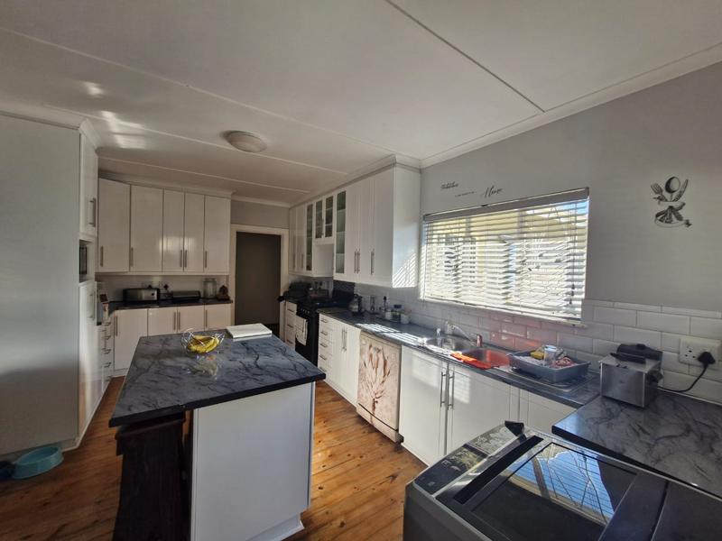4 Bedroom Property for Sale in Bergsig Eastern Cape